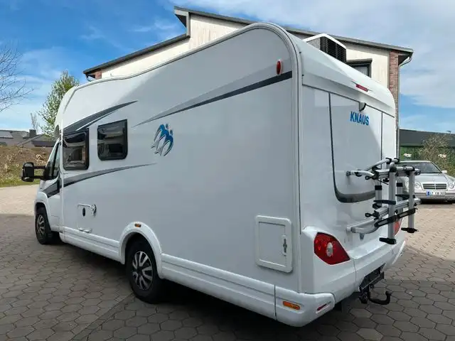 KNAUS Sky Wave 700 MF